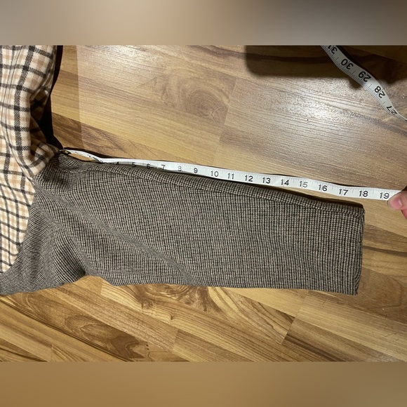 Minimum Patchy Coat - Picture 10 of 13